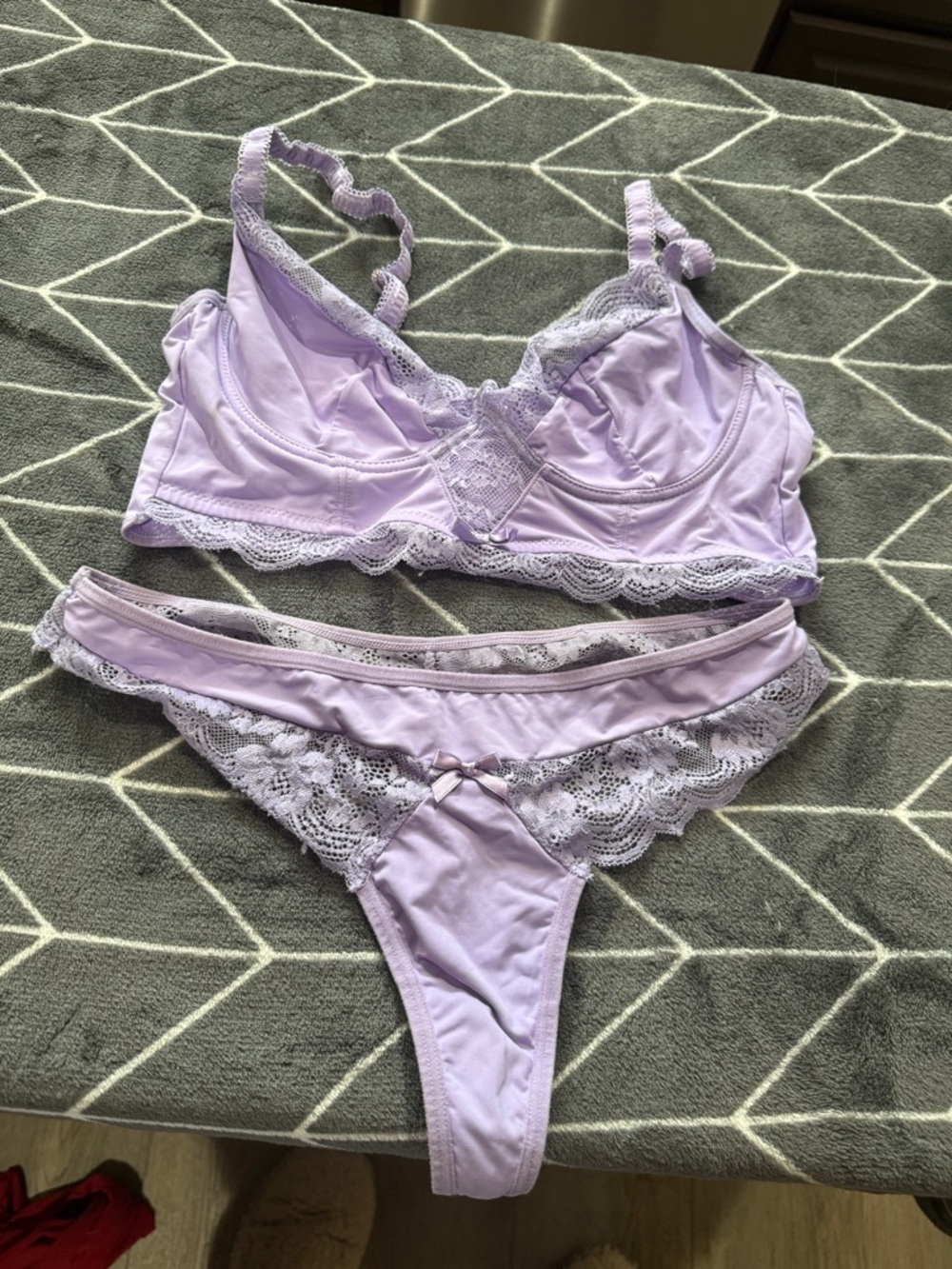 Amazon Lilac Lace Bralette & Thong Set - Light Purple